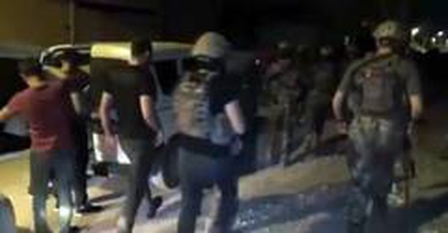 Bakan Soylu'nun talimatıyla yaşlıları dolandıran çete çökertildi: 17 gözaltı Bakan Soylu'nun talimatıyla yaşlıları dolandıran çete çökertildi: 17 gözaltı
