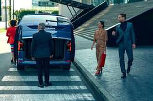 Volkswagen'in Caravelle modeli Highline donanıma kavuştu