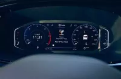 Volkswagen'in Caravelle modeli Highline donanıma kavuştu