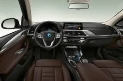 BMW i ailesinin en yeni üyesi: BMW iX3