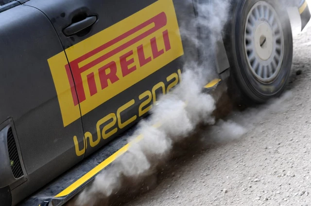 Pirelli WRC testlerine Sardinya'da başladı