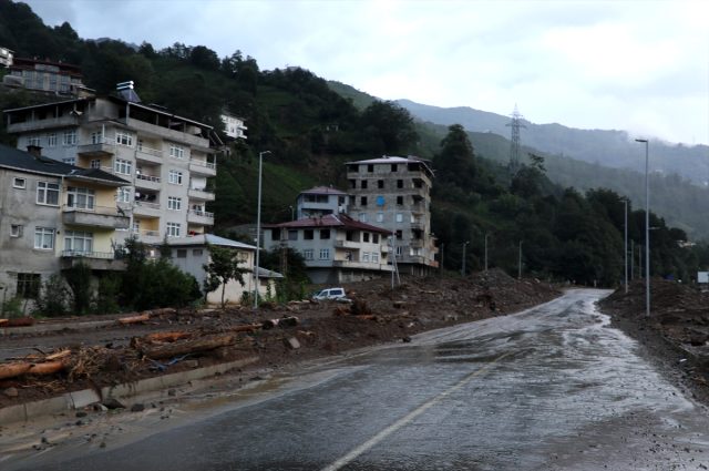 Rize'deki sel felaketinin büyüklüğü, gün ağarınca ortaya çıktı