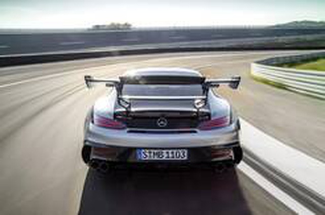 730 HP'lik V8 motora sahip Mercedes-AMG GT Black Series tanıtıldı