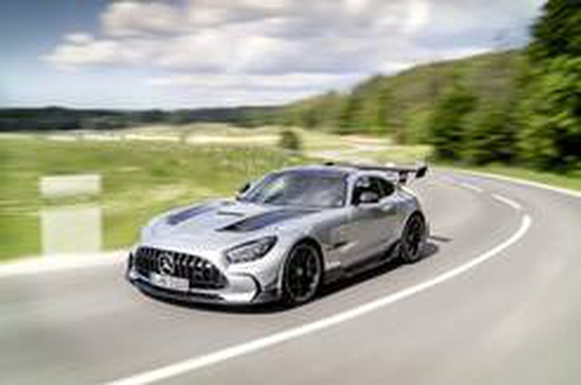 730 HP'lik V8 motora sahip Mercedes-AMG GT Black Series tanıtıldı