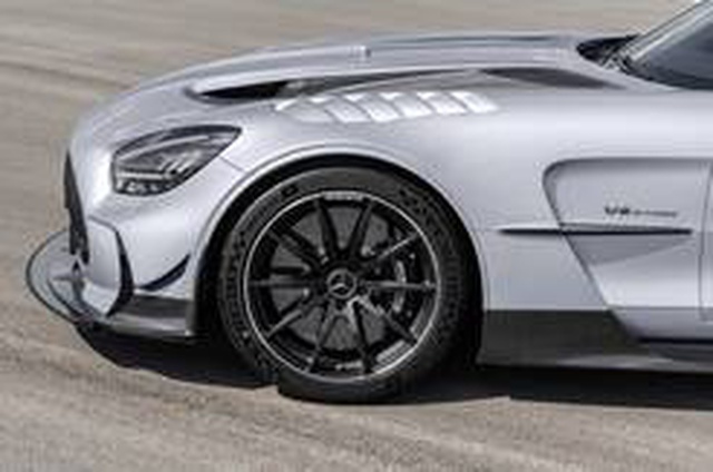730 HP'lik V8 motora sahip Mercedes-AMG GT Black Series tanıtıldı