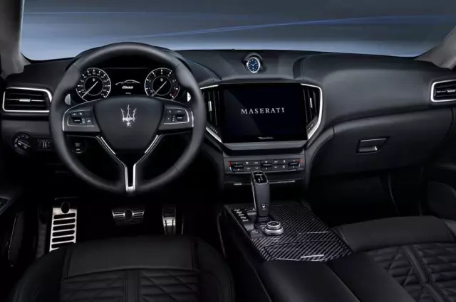 Maserati'nin elektrik çağı Ghibli Hybrid ile başladı