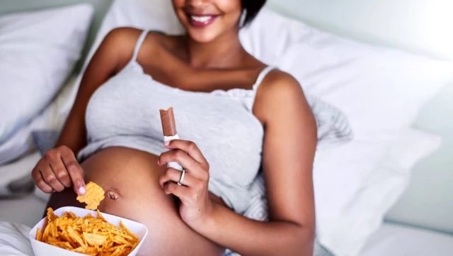 Hamilelikte aşerme: Kadınlar neden bu duyguyu yaşar?