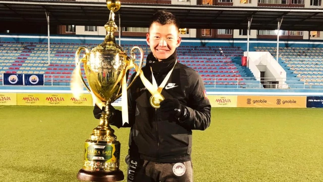 Moğolistan'ın Rooney'si: Bir hırsıza yenik düşmeyen genç futbolcu