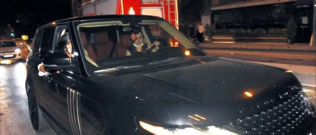 Galatasaray'ın evli yıldızı Ryan Donk, İstanbul gecelerinde 2 kadınla görüntülendi