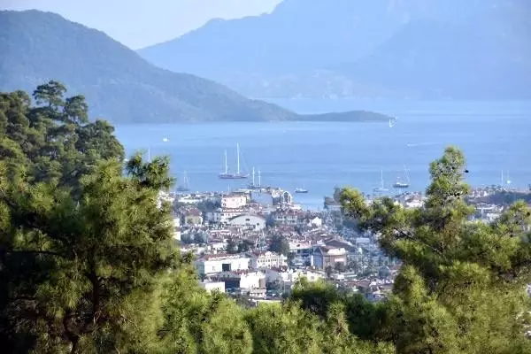 Günlük yazlık kiraları Kuşadası'nda 2 bin 500 TL, Marmaris'te 6 bin liraya çıktı