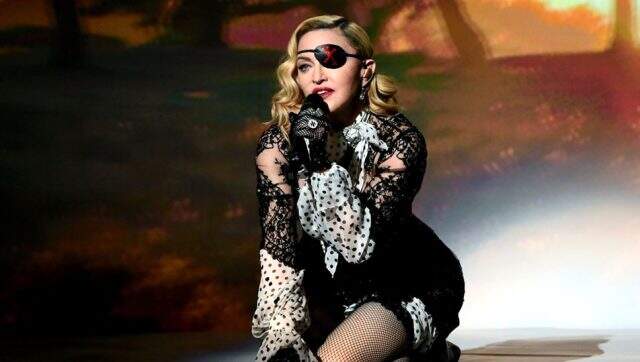 Rusya, eşcinsellerin haklarını savunan Madonna'ya 1 milyon dolar ceza kesti