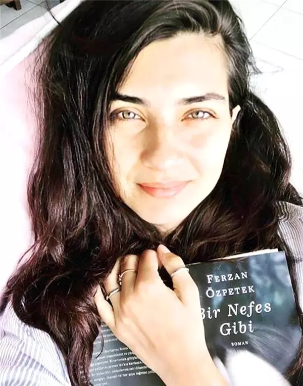  <a class='keyword-sd' href='/tuba-buyukustun/' title='Tuba Büyüküstün'>Tuba Büyüküstün</a>: Sabah uyanır uyanmaz seni düşünüyorum