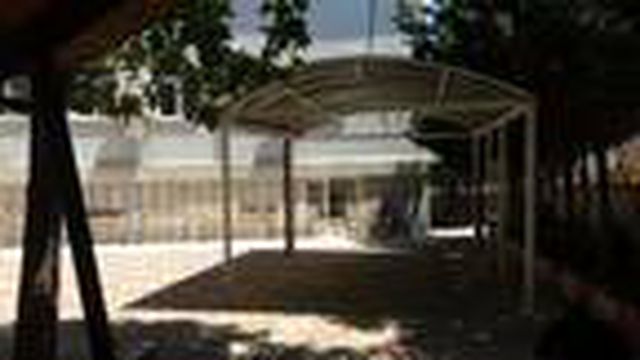 İmam, cami avlusunda kendini asan genci ölümden kurtardı