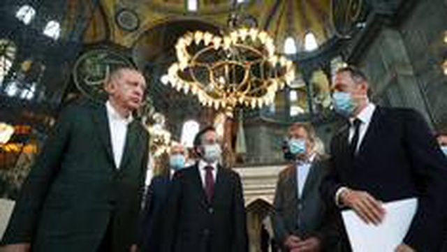 Ayasofya'nın açılması Yunanistan'da neden travma yarattı?
