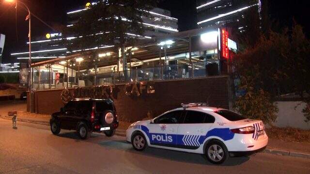 Maltepe'de bir kafeye ihbara giden polislere ateş açıldı: 10 gözaltı