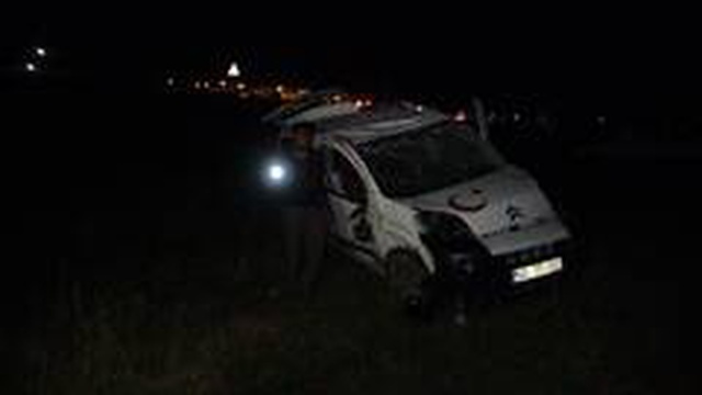 Aynı aileden 7 kişinin yaralandığı kazada, çocukların feryatları yürekleri dağladı Aynı aileden 7 kişinin yaralandığı kazada, çocukların feryatları yürekleri dağladı