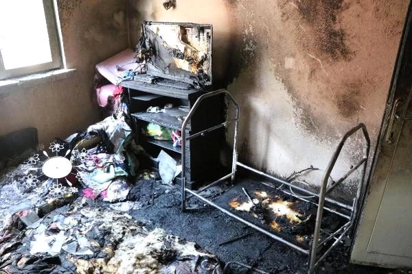 Evde çıkan yangında 5 aylık bebek hayatını kaybetti, 2 yaşındaki ablası yaralandı