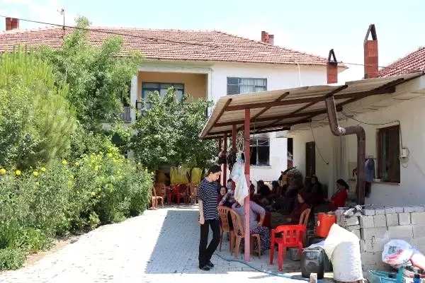 Evde çıkan yangında 5 aylık bebek hayatını kaybetti, 2 yaşındaki ablası yaralandı