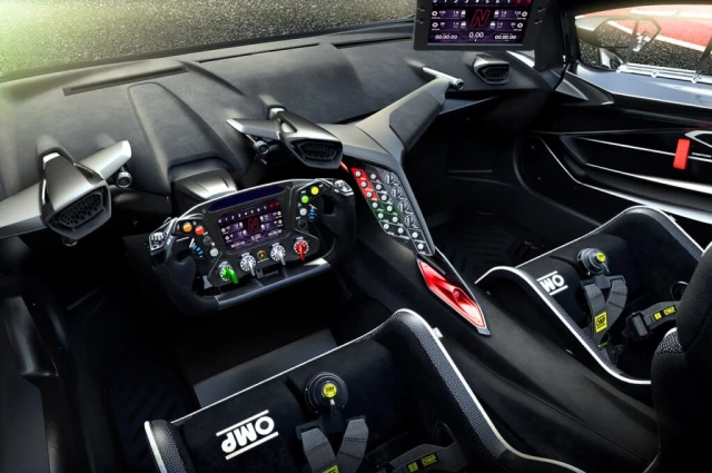 Lamborghini'den yeni performans makinası: Essenza SCV12