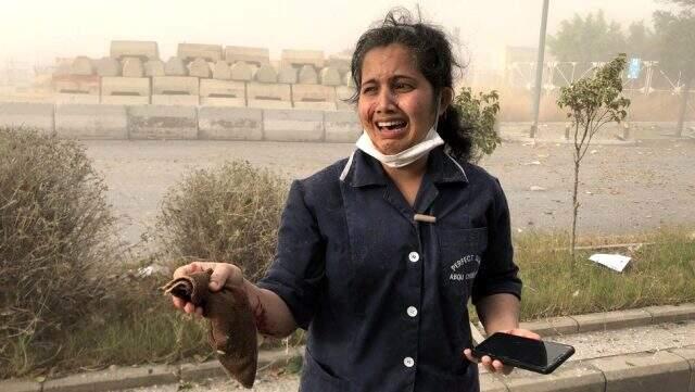 Beyrut'un görgü tanıkları anlatıyor: İlk yardım çantasıyla dışarı fırlayan bir doktor, 86 yaşındaki bir kadının yaralarını sarıyordu