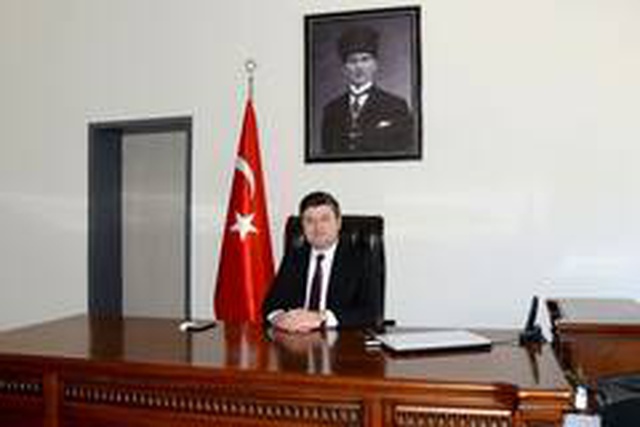 Çelikhan Kaymakamı Necdet Uçar'dan vatandaşlara koronavirüs uyarısı: Tedbirli olun Çelikhan Kaymakamı Necdet Uçar'dan vatandaşlara koronavirüs uyarısı: Tedbirli olun