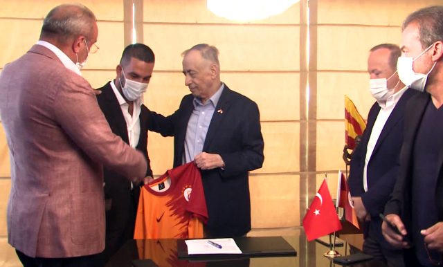 Son Dakika: Galatasaray, Arda Turan'la resmi sözleşme imzaladı