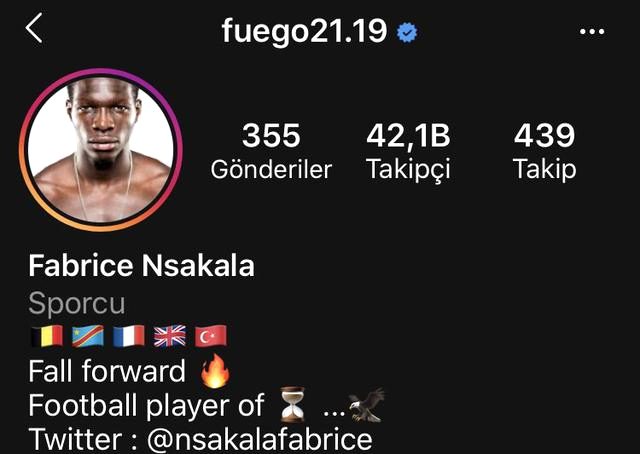 Fabrice N'Sakala, Beşiktaş'a transfer olduğunu Instagram hesabından duyurdu