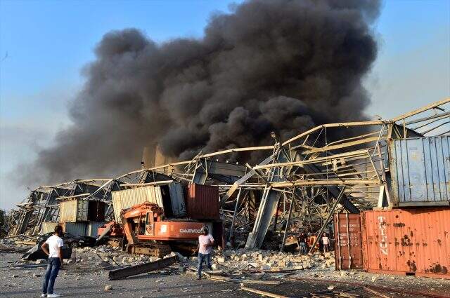 Lübnan'da yaşayan felaket ülke basınında geniş yer buldu