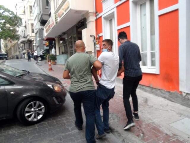 Simitçi, 'Oscarlık' bayılma performansı ile vatandaşları dolandırmaya kalktı