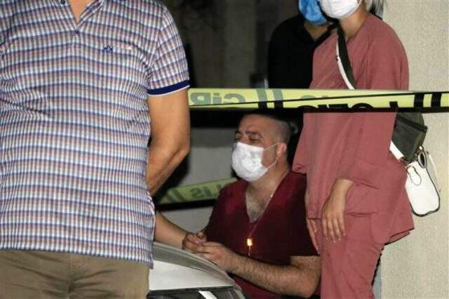 Hatay Vali Yardımcısı Tolga Polat, annesini ve kardeşini öldürdü Hatay Vali Yardımcısı Tolga Polat, annesini ve kardeşini öldürdü