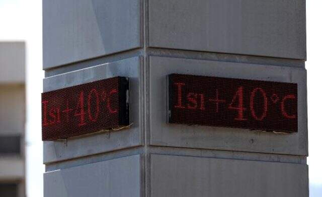 ANTALYA Antalya'da termometreler 40 dereceyi gösterdi