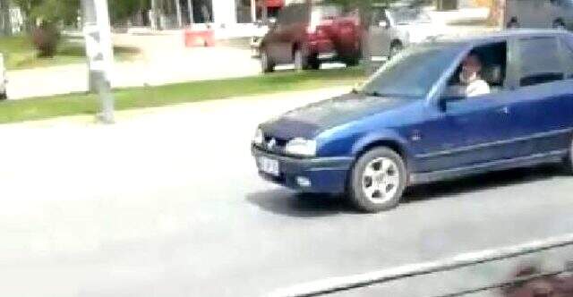 Komşusundan, 2 çocuk annesi evli kadına ahlaksız teklif! Ölüm korkusuyla yaşıyorlar Komşusundan, 2 çocuk annesi evli kadına ahlaksız teklif! Ölüm korkusuyla yaşıyorlar