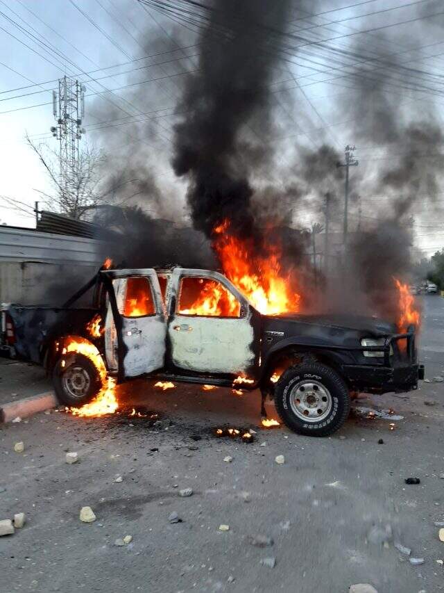 Irak'ta güvenlik güçleri ile protestocular arasında çatışma çıktı Irak'ta güvenlik güçleri ile protestocular arasında çatışma çıktı