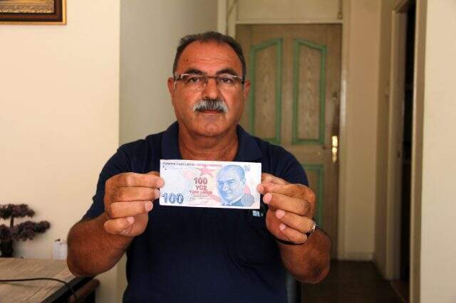 Mersinli vatandaş, hatalı basım 100 lira için koleksiyonerlerden teklif bekliyor