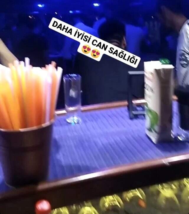 Koronaya rağmen yatlarda dip dibe eğlenip utanmadan sosyal medyada paylaştılar