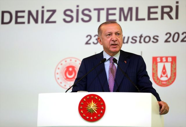 Son Dakika: Cumhurbaşkanı Erdoğan, uçak gemisi yapma talimatı