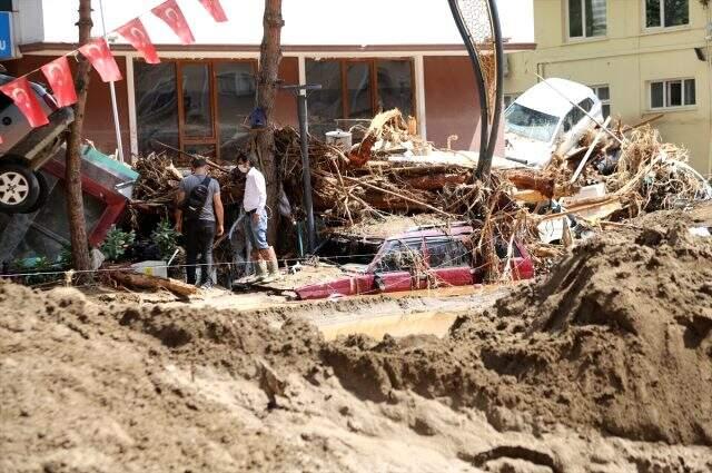 Son Dakika: Giresun'da meydana gelen sel felaketinde ölü sayısı 5'e yükseldi