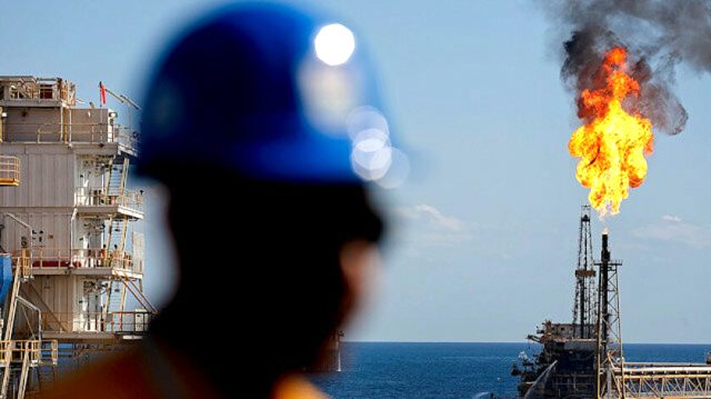 Uzmanlara göre Karadeniz'de yeni müjdeler yolda: Bu sefer gazın yanında petrol de olabilir
