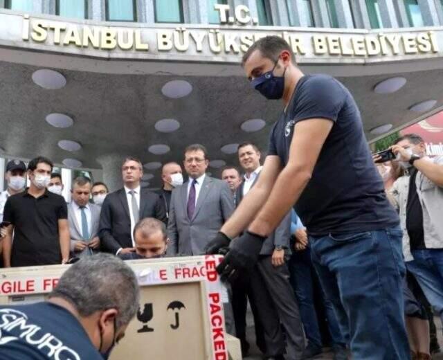 Fatih Sultan Mehmet Han'ın tablosu İstanbul'da