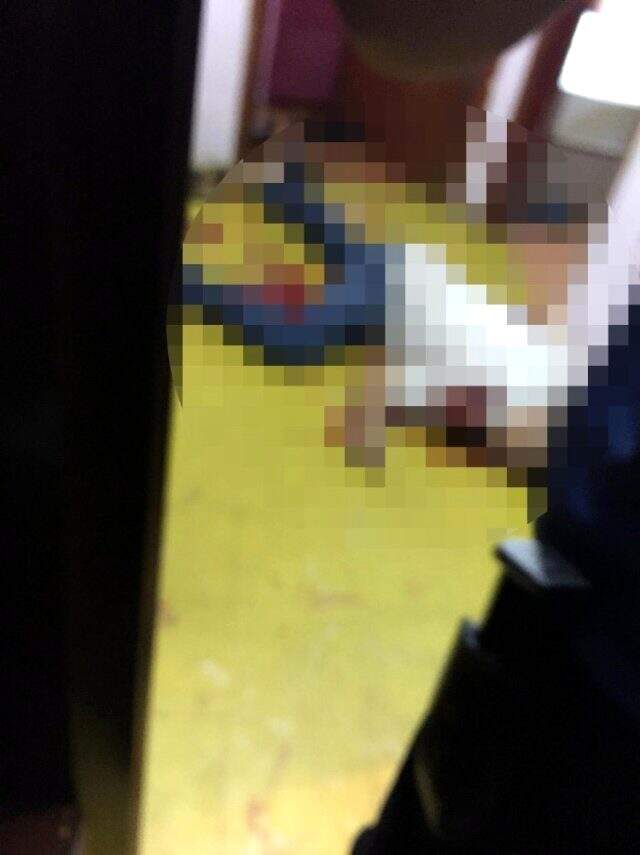 Aynı evde kalan 5 kişi arasında çıkan tartışma kanlı bitti: 1 ölü, 1 yaralı Aynı evde kalan 5 kişi arasında çıkan tartışma kanlı bitti: 1 ölü, 1 yaralı