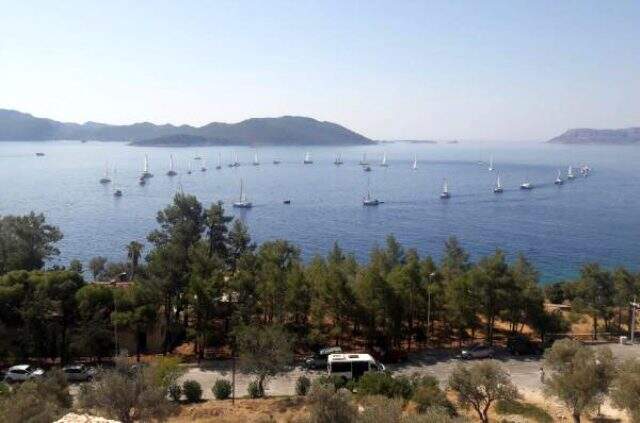 Meis Adası karşısında teknelerle 30 Ağustos kutlaması yapıldı Meis Adası karşısında teknelerle 30 Ağustos kutlaması yapıldı