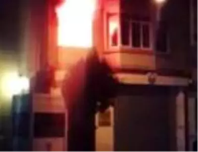 Kırgızistan İstanbul Başkonsolosluğu binasında yangın çıktı Kırgızistan İstanbul Başkonsolosluğu binasında yangın çıktı