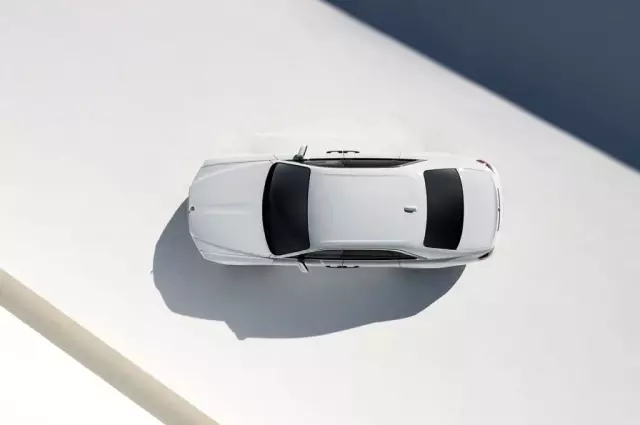 En teknolojik Rolls-Royce: Yeni Ghost