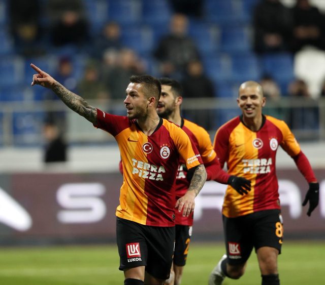 Ayrılmak istediğini Fatih Terim'e söyleyen Adem Büyük, eski takımı Yeni Malatyaspor'la anlaştı