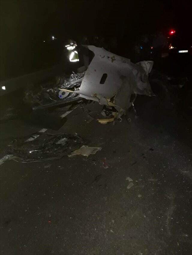 Son dakika: Mardin'de zincirleme trafik kazası: 6 kişi öldü, 2 kişi ağır yaralandı Son dakika: Mardin'de zincirleme trafik kazası: 6 kişi öldü, 2 kişi ağır yaralandı