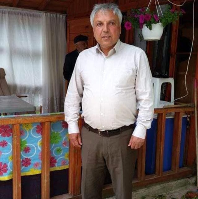 Yasin Öztekin'in babası Ali Öztekin, koronavirüs nedeniyle hayatını kaybetti