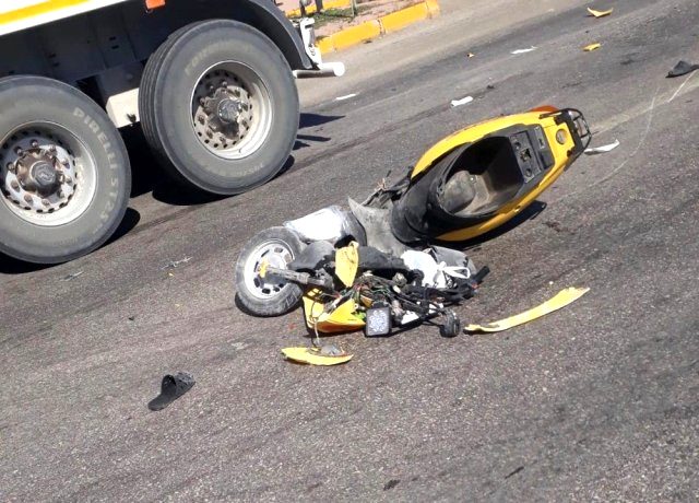 TIR'la çarpışan motosikletteki 4 yaşındaki çocuk hayatını kaybetti