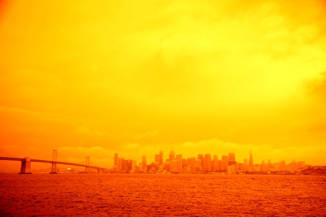 ABD'de devam eden orman yangını nedeniyle San Francisco turuncu sabah uyandı