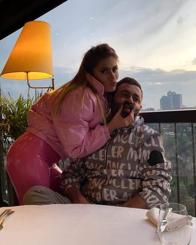 Eski sevgilisi balkondan düşen Nihal Candan, acı olayın detaylarını dinlerde gözyaşlarına hakim olamadı