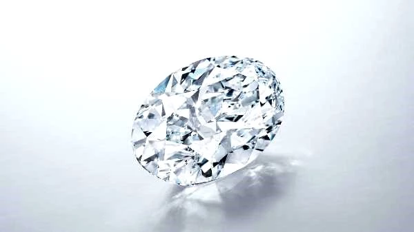 Doğada nadir bulunan büyüklükte olan 102,39 karat büyüklüğündeki elmas Hong Kong'da satışa çıkacak
